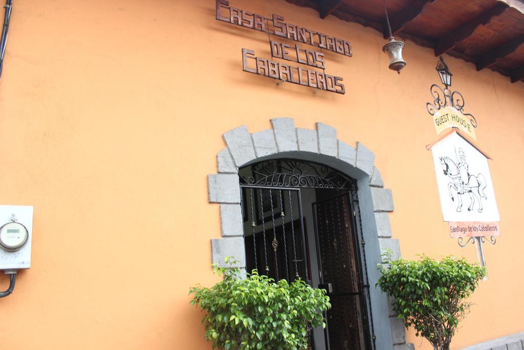 Hostal Santiago De Los Caballeros Leon Exterior photo